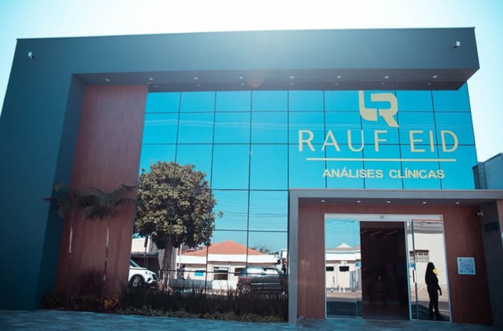 Foto histórica ou da fachada do laboratório